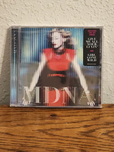 Mdna madonna 2012 - mdna,