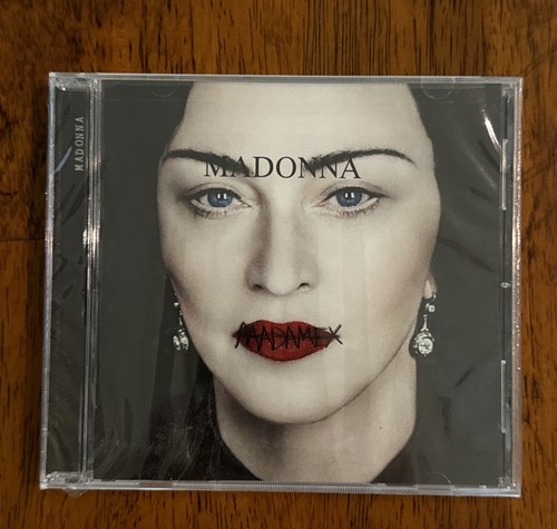 Madame madonna - x,
